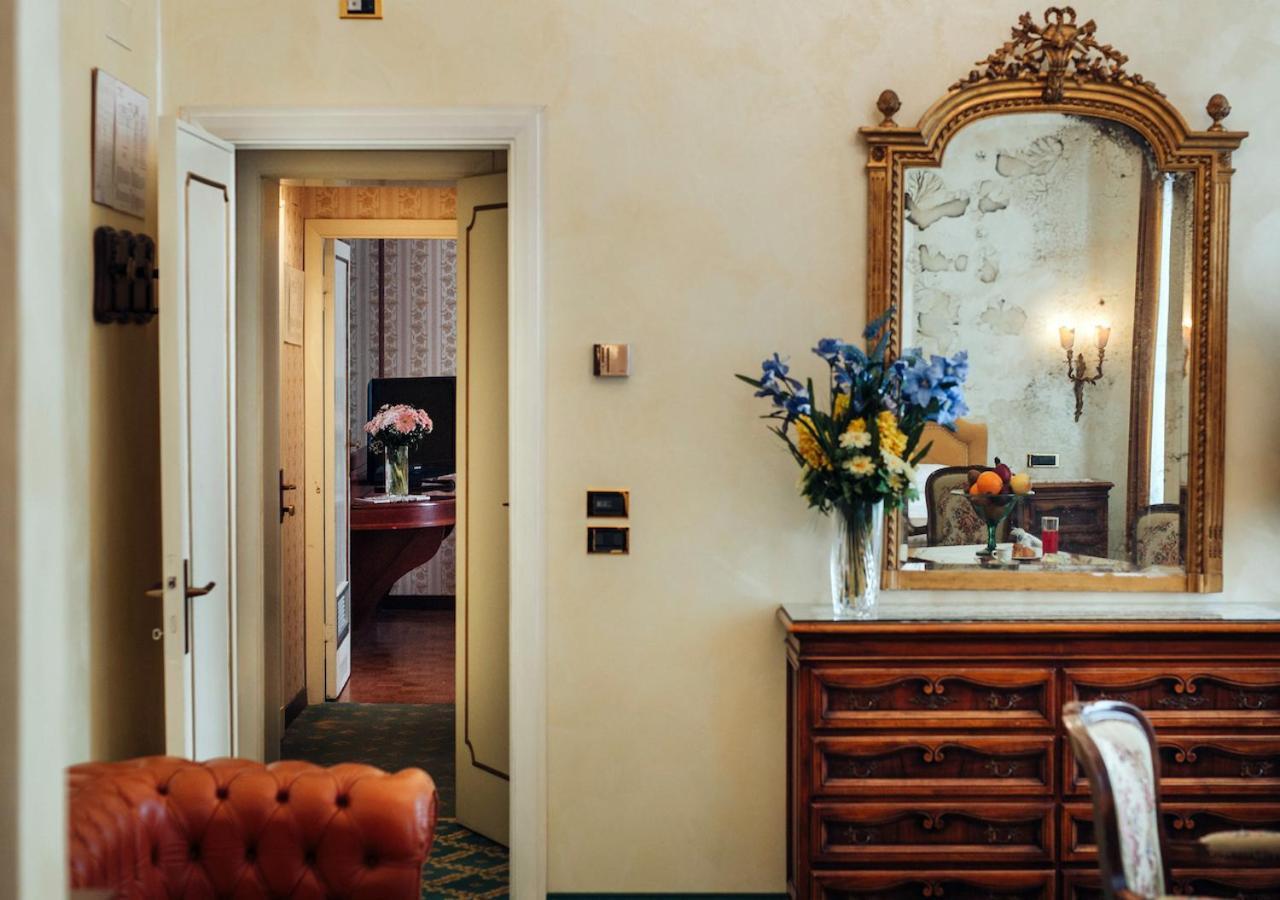 Grand Excelsior Hotel 4*